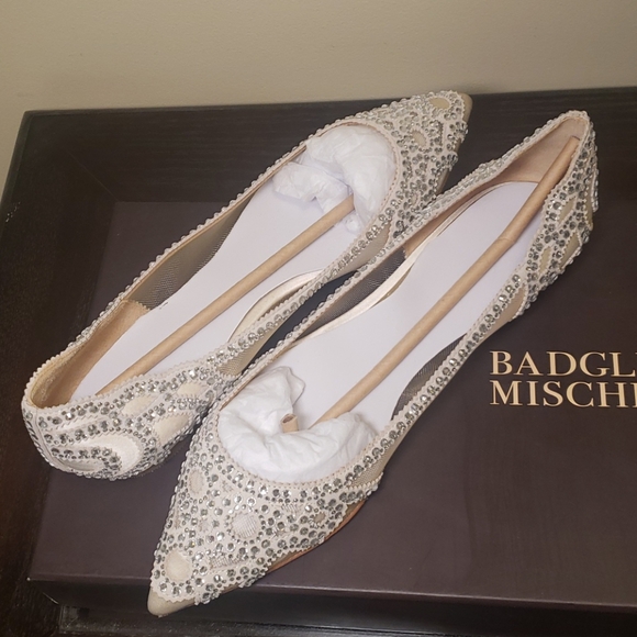 Brand New Badgley Mischka Gigi Ballet Flat - Picture 8 of 17